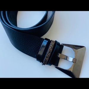 Diesel 💕(Women’s) Black Leather Belt Size 84/34